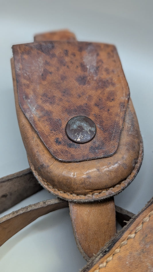 Originale Leder-Magazintasche (MP40/Thompson/MP56) – authentisches Accessoire für Sci-Fi & Reenactment (T1)
