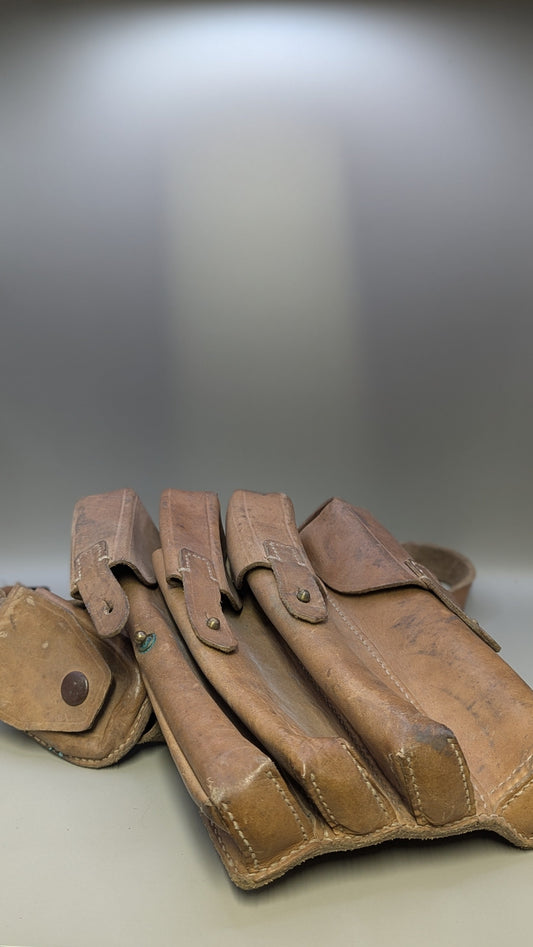 Originale Leder-Magazintasche (MP40/Thompsoon/MP56) – authentisches Accessoire für Sci-Fi & Reenactment (T2)