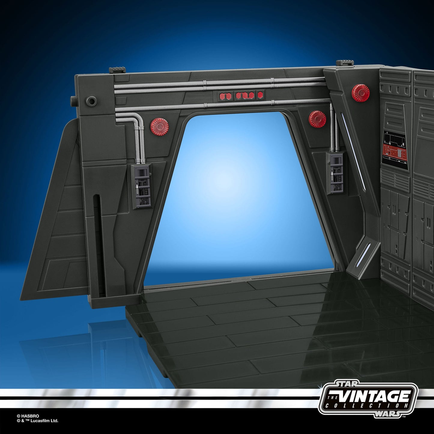 Star Wars: The Mandalorian Vintage Collection Moff Gideon's Imperial Light Cruiser Hallway mit Mandalorian Privateer Actionfigur 10 cm